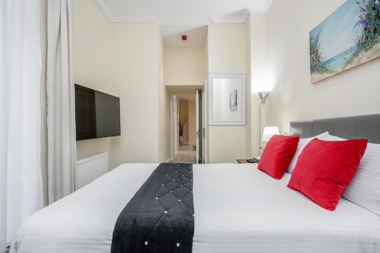 Oxford Street Homestay ロンドン エクステリア 写真