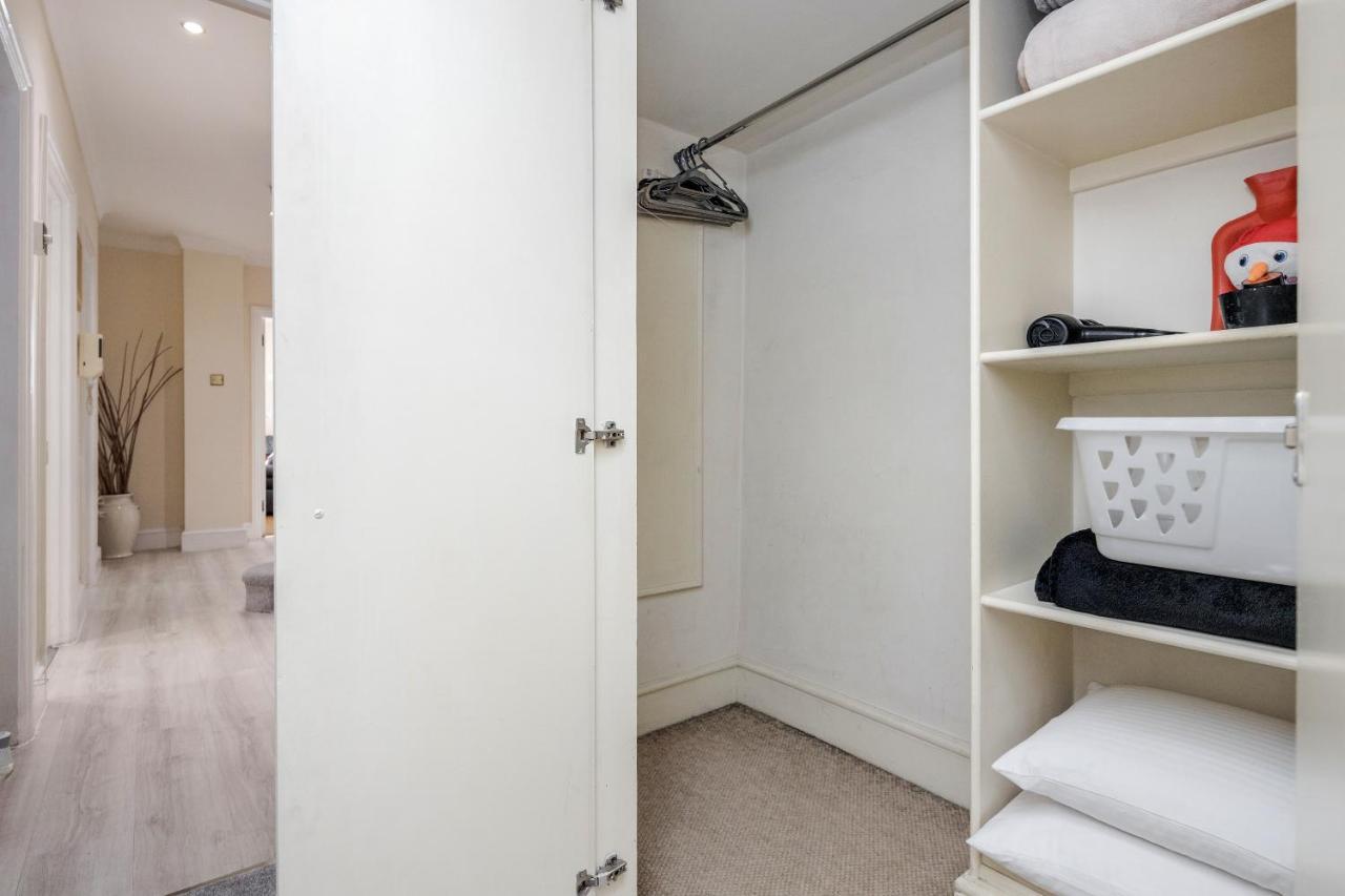 Oxford Street Homestay ロンドン エクステリア 写真